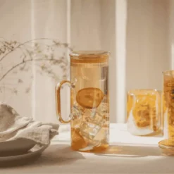 Carafe à Eau En Verre Borosilicate Doré 1.2 L