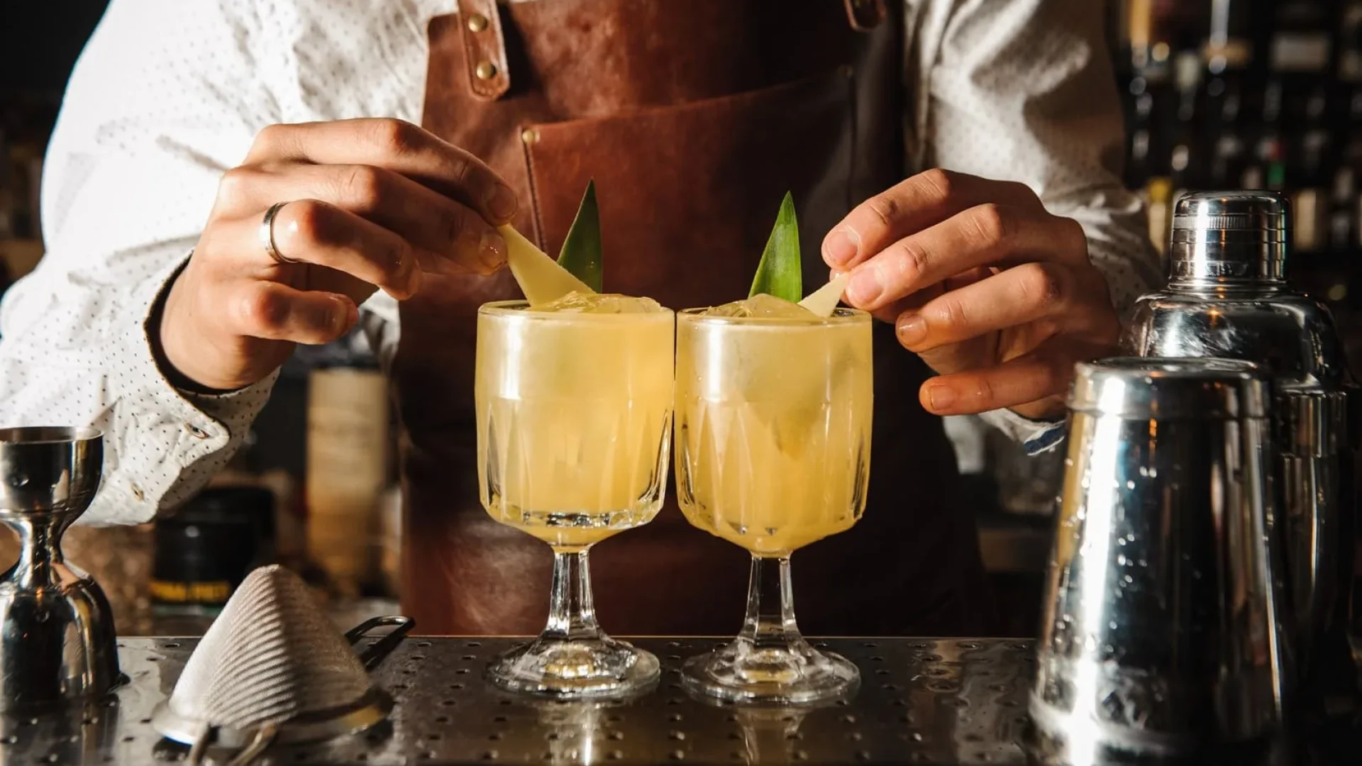 Élégance Bar Soldes -Élégance Bar Soldes tabou 1920x1080 f50 50